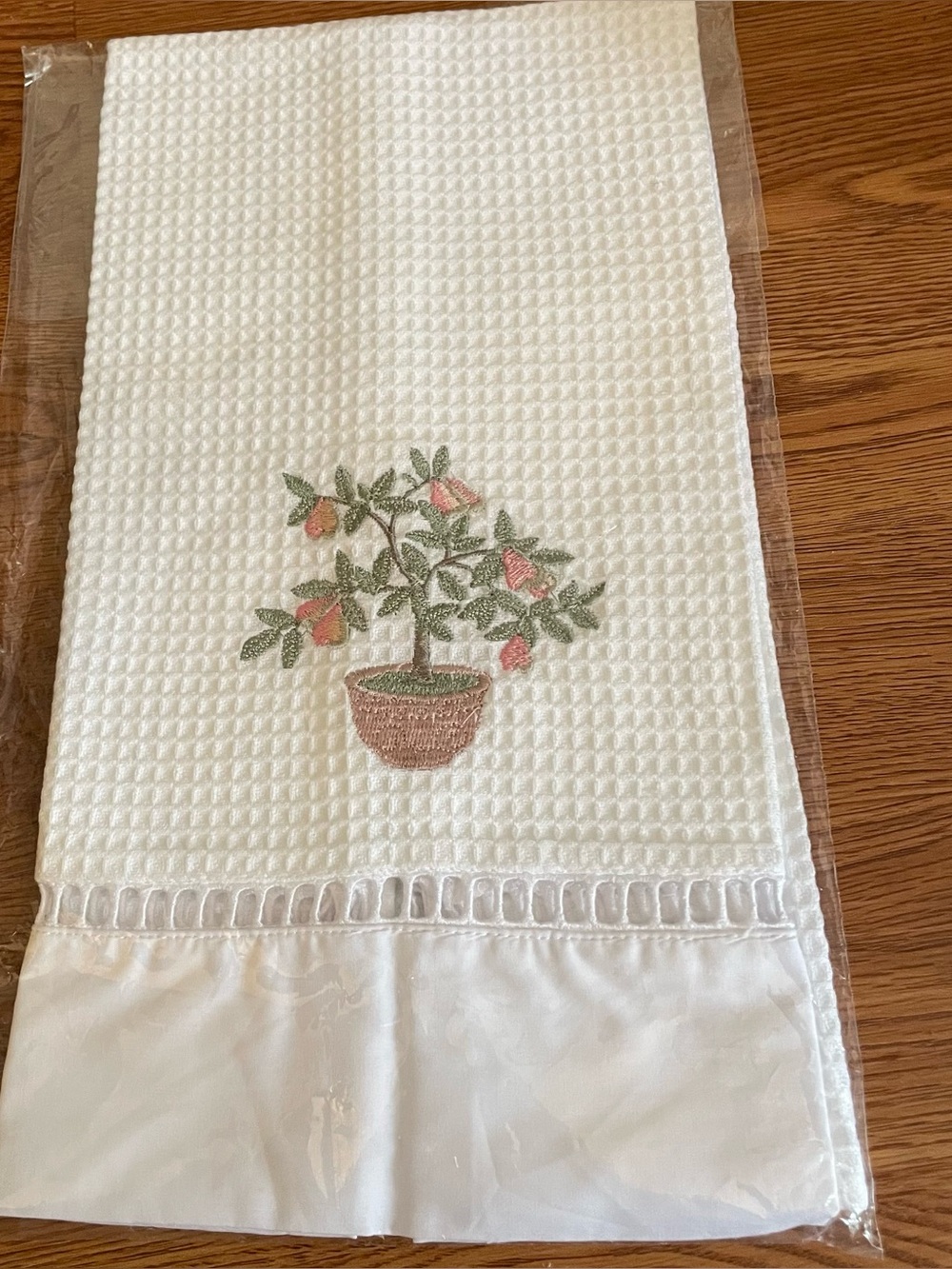 Jacaranda Living Guest Towel Ladder Lace Embroidered Botanical S. Africa New